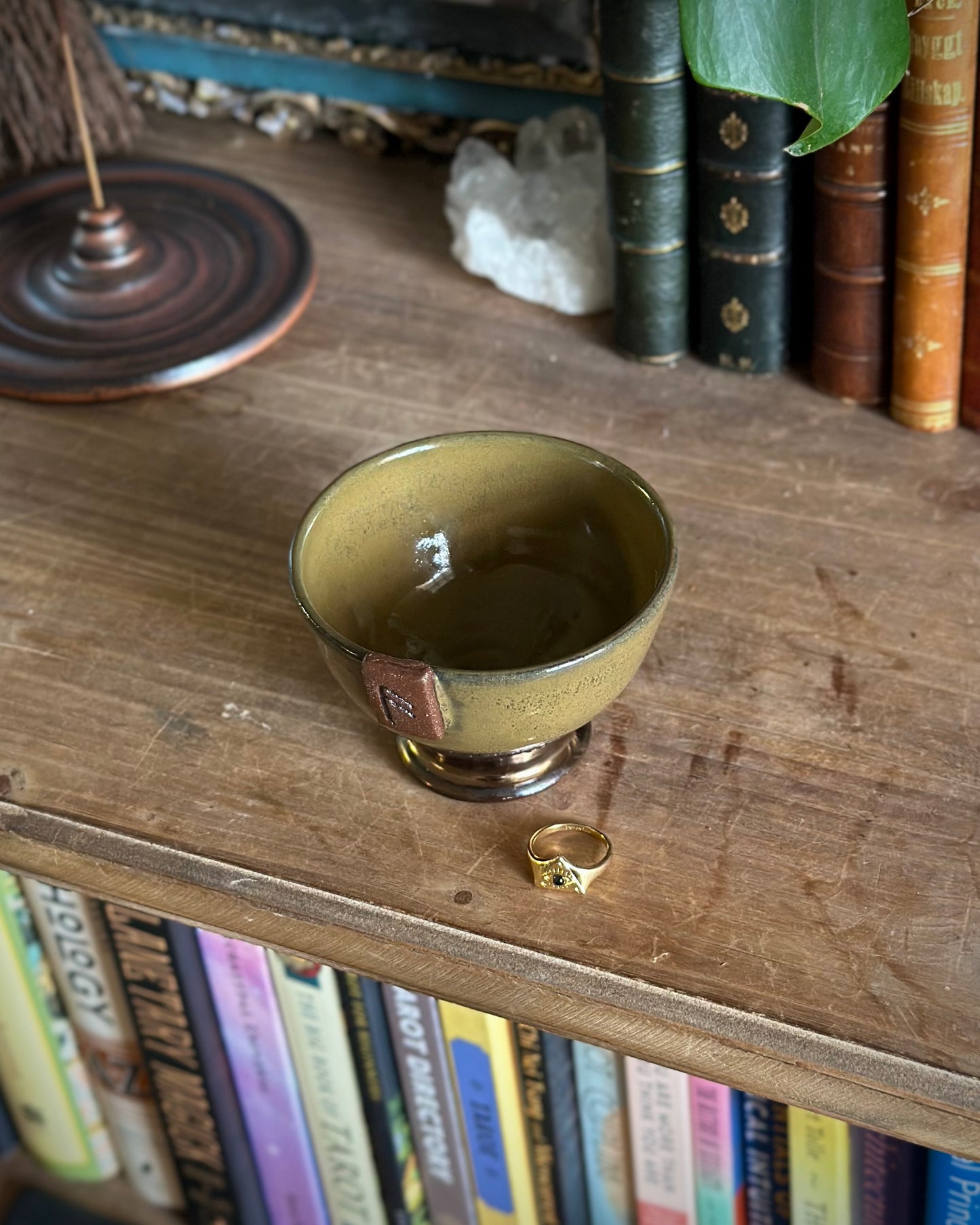 Ansuz Offering Bowl - Mosslight