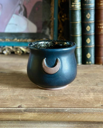 Luna Cauldron Cup (9oz)
