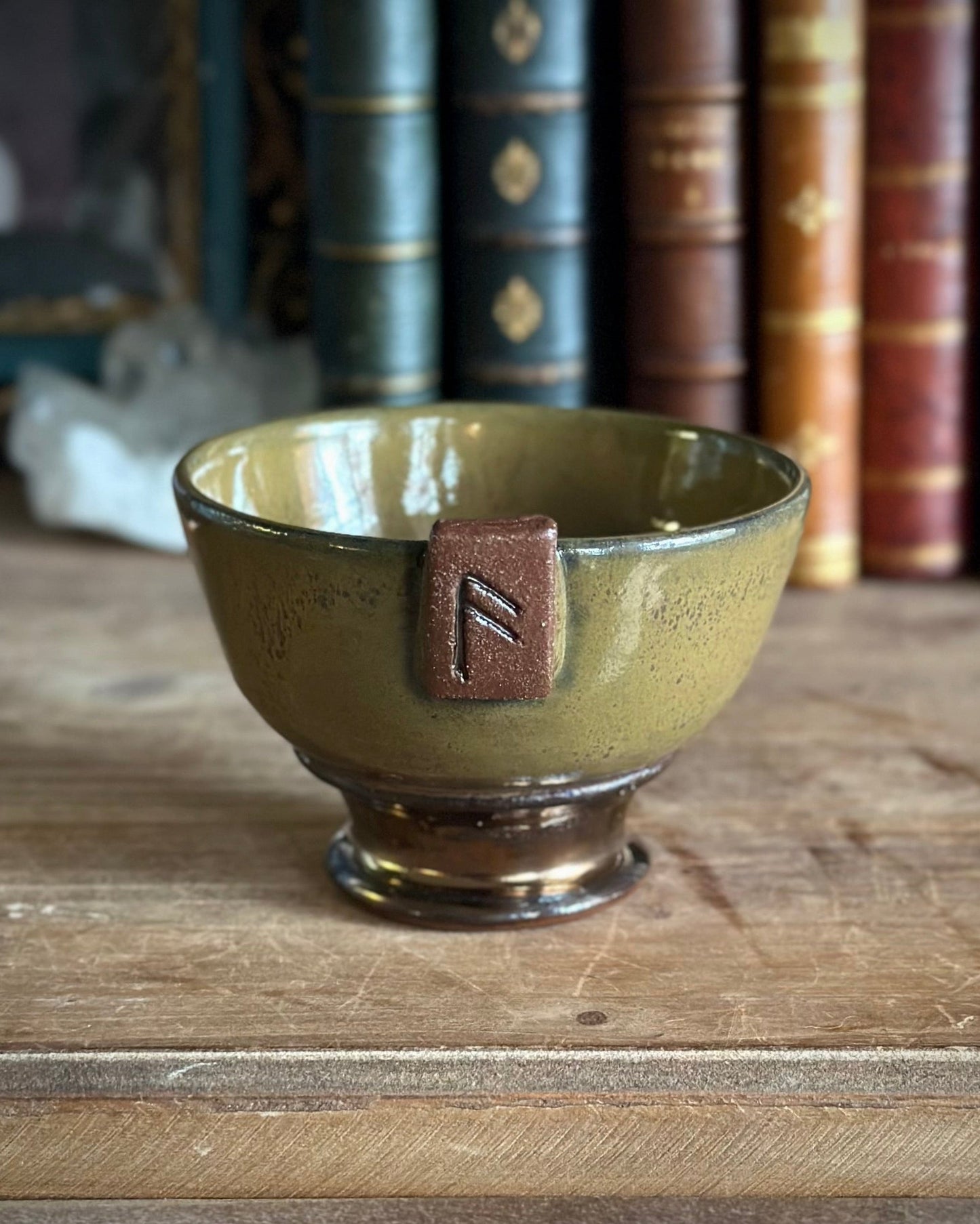 Ansuz Offering Bowl - Mosslight