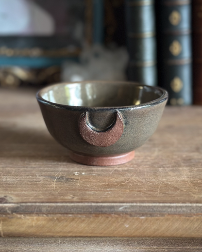 Moon Offering Bowl - Grove