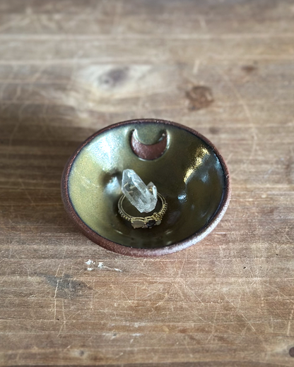 Offering Dish - Mosslight